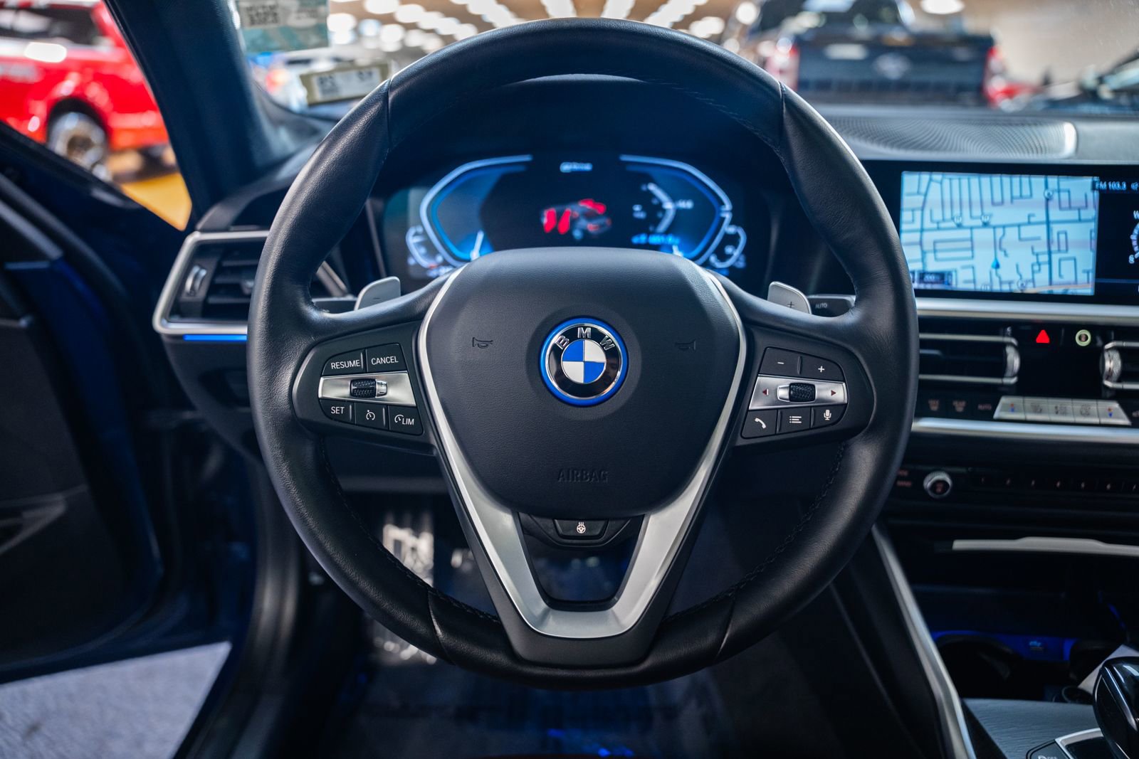 Used 2022 BMW 330e xDrive w/ Premium Package AWD/4WD image 30