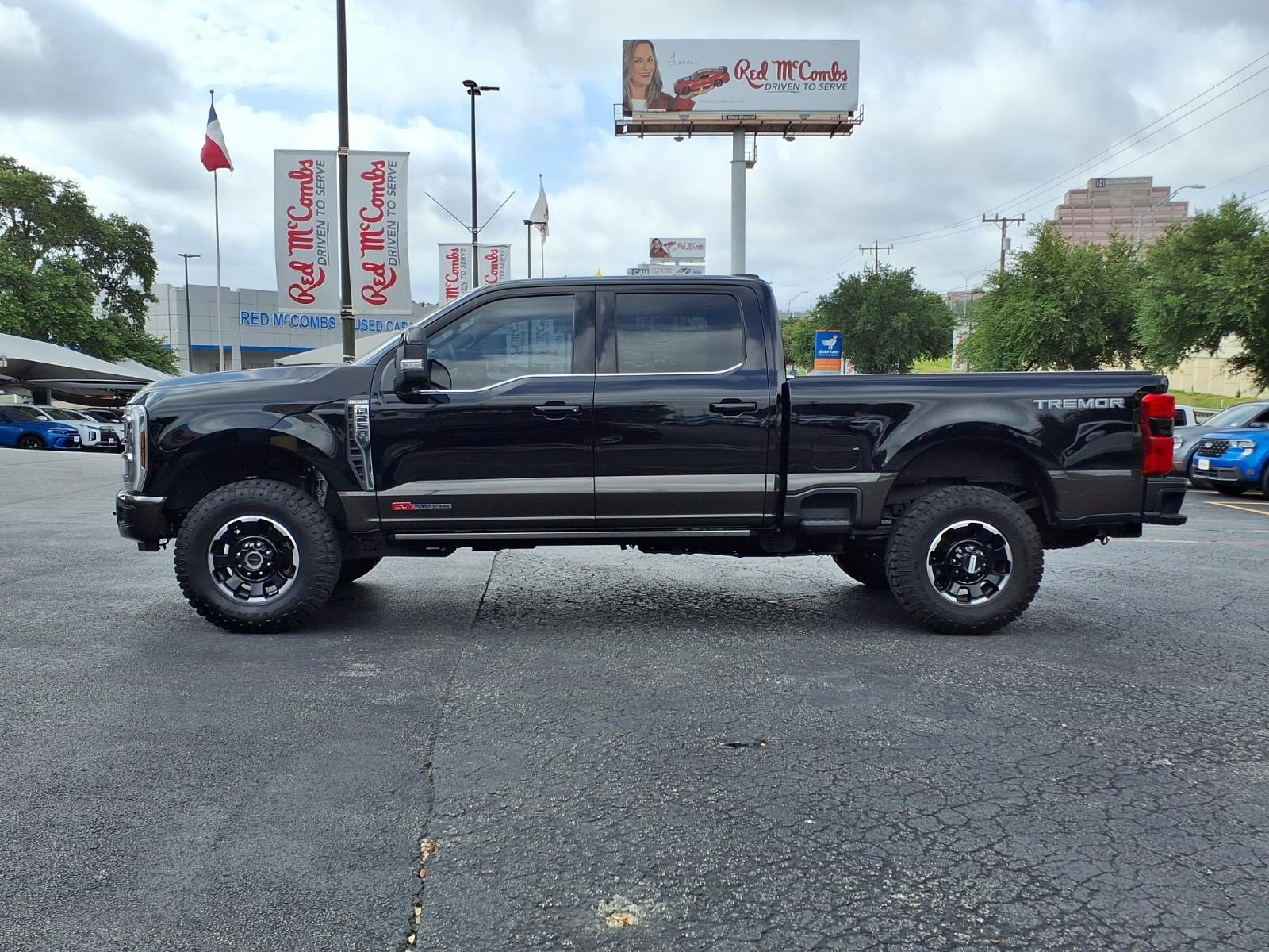 Certified 2025 Ford F250 King Ranch w/ Tremor Off-Road Package AWD/4WD image 9