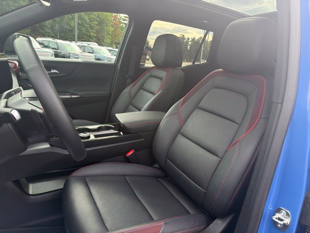 Used 2025 Chevrolet Equinox RS w/ Safety and Technology Package AWD/4WD image 18