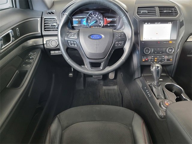 Certified 2019 Ford Explorer XLT w/ Equipment Group 202A image 32