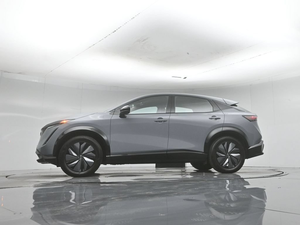 Used 2024 Nissan Ariya AWD image 54