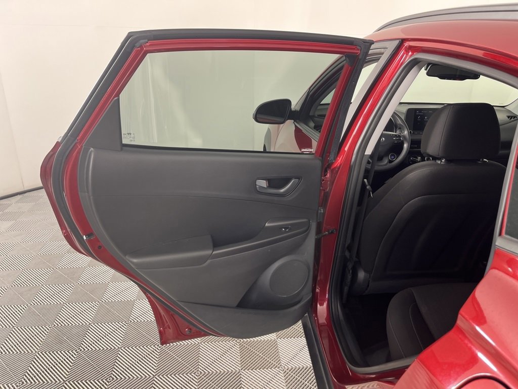 Used 2023 Hyundai Kona SEL image 12