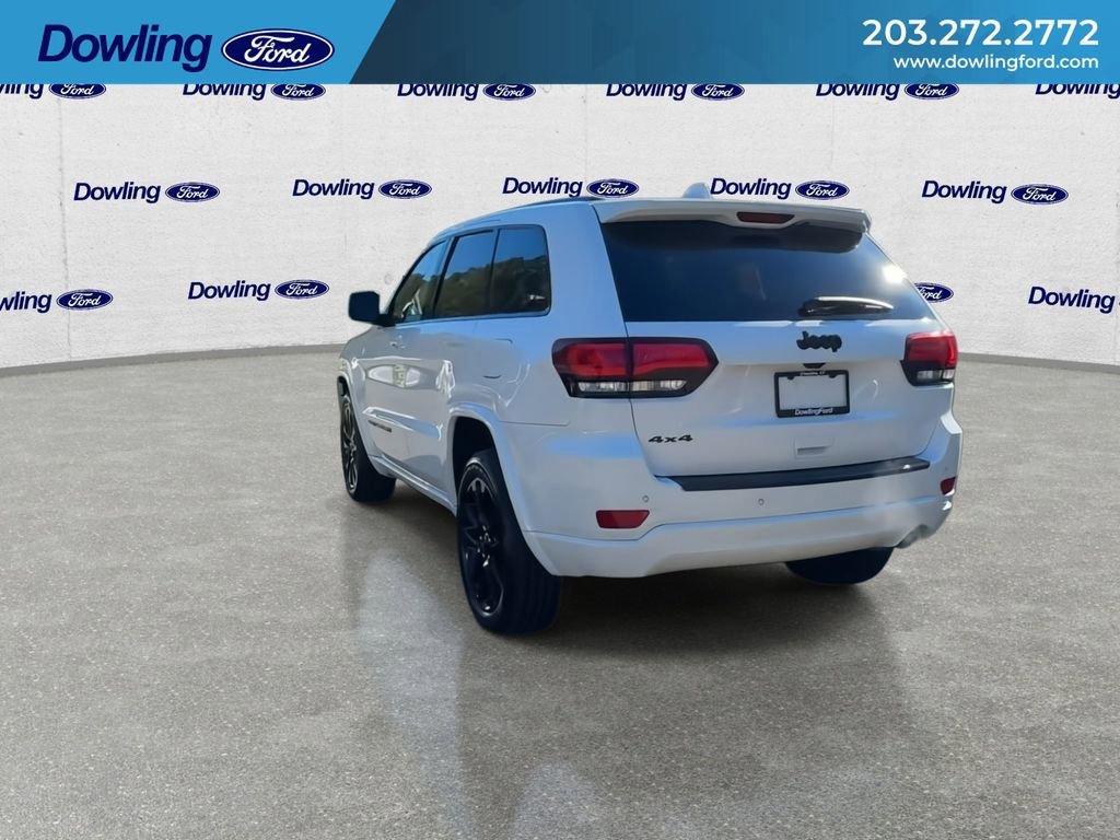 Used 2022 Jeep Grand Cherokee Laredo X image 4