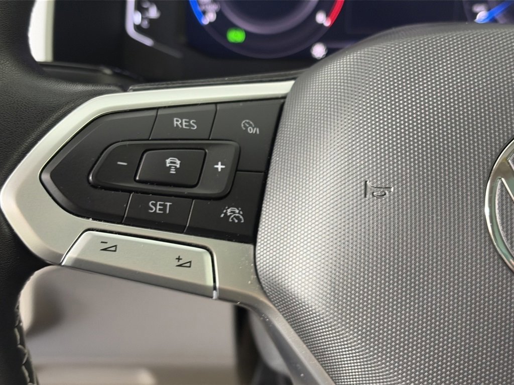 Used 2023 Volkswagen Atlas SEL image 17