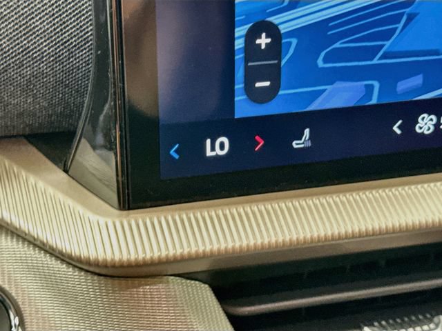 Certified 2025 Ford Explorer Active AWD/4WD image 20