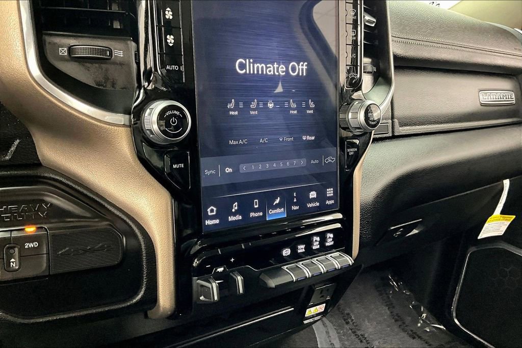 Used 2024 RAM 2500 Laramie w/ Safety Group image 32