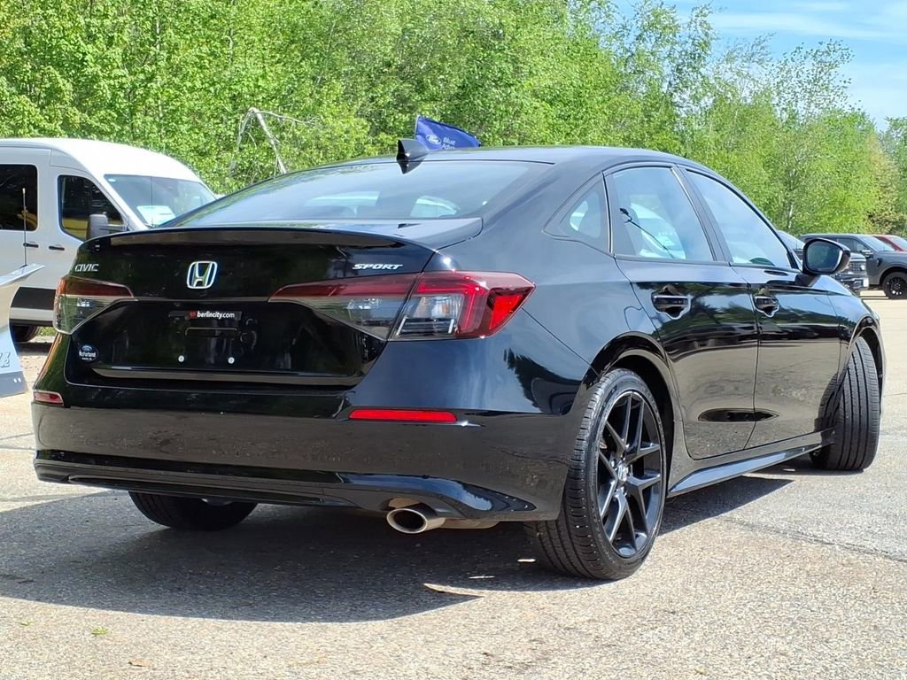 Used 2025 Honda Civic Sport image 4