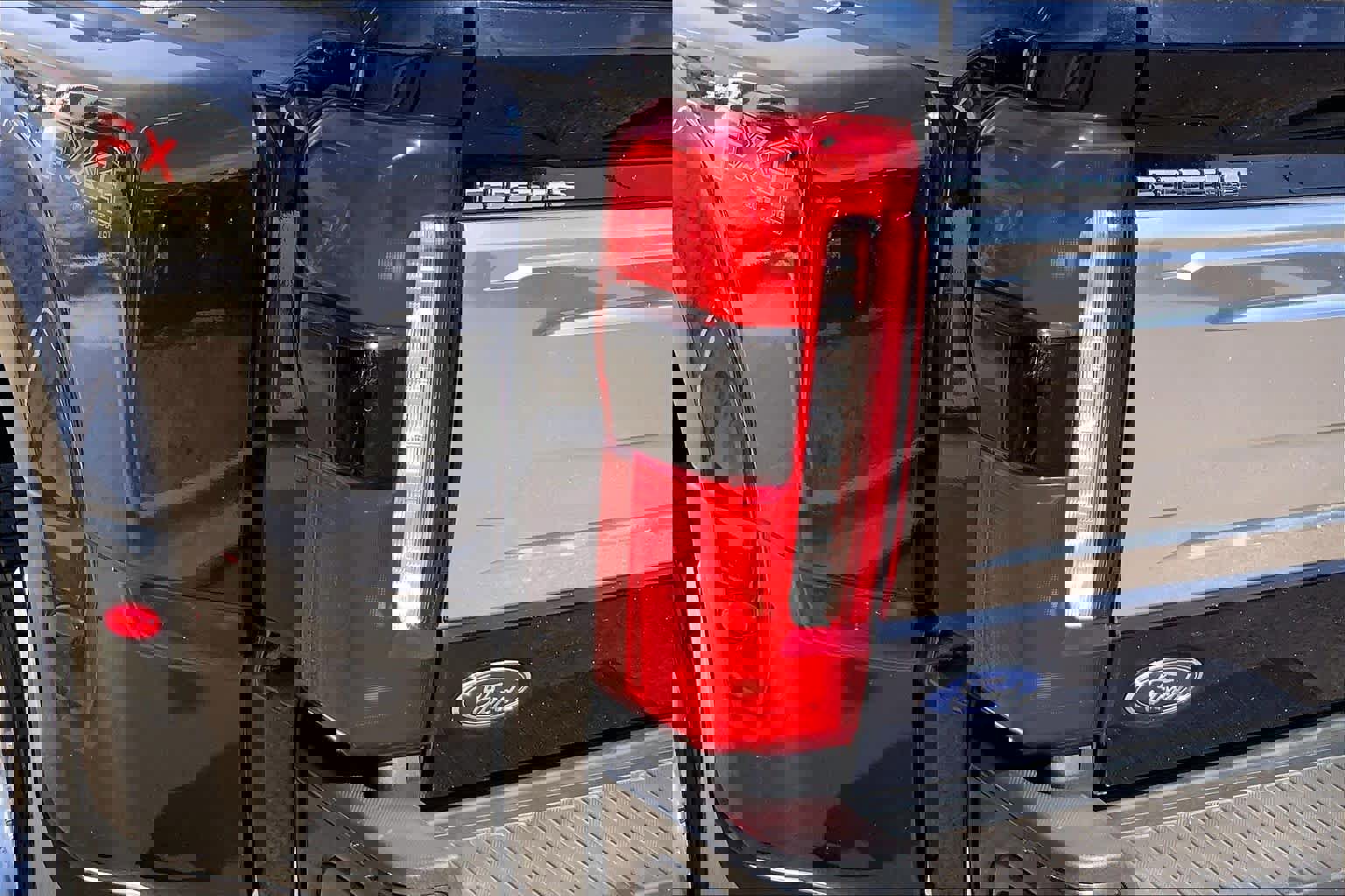 Certified 2025 Ford F450 King Ranch w/ FX4 Off-Road Package image 29