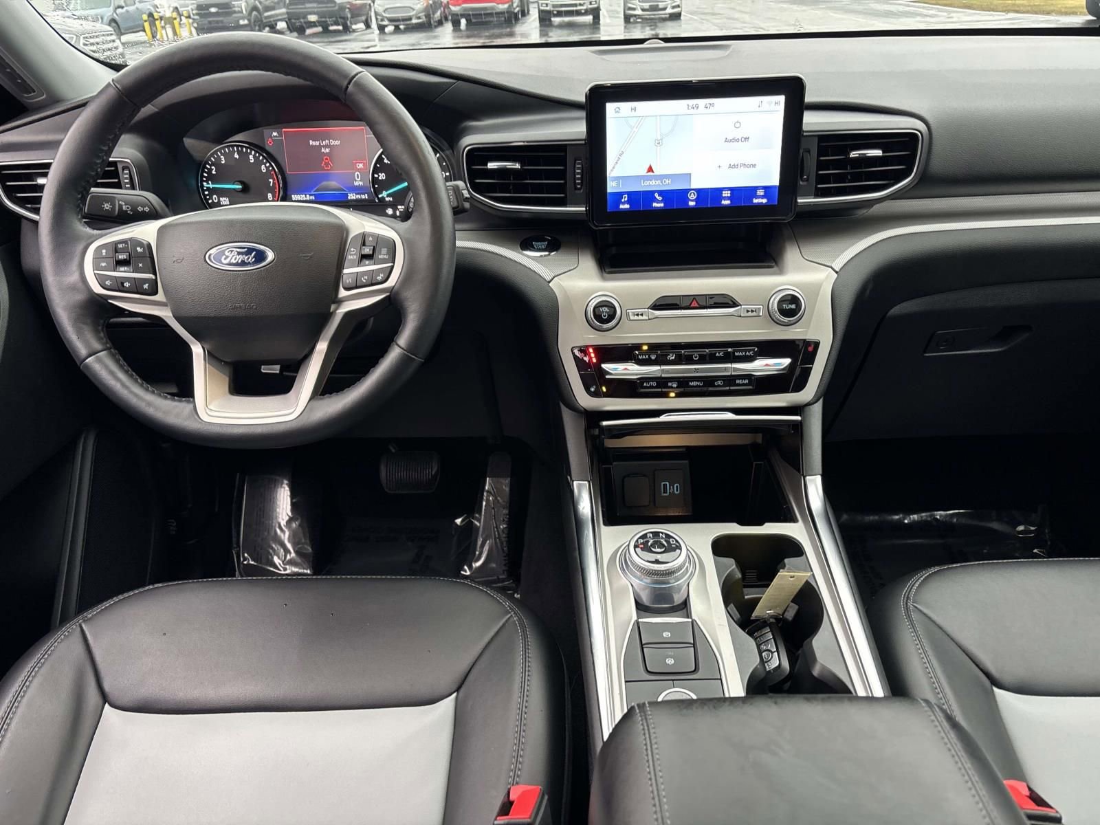 Certified 2022 Ford Explorer XLT w/ Equipment Group 202A image 30