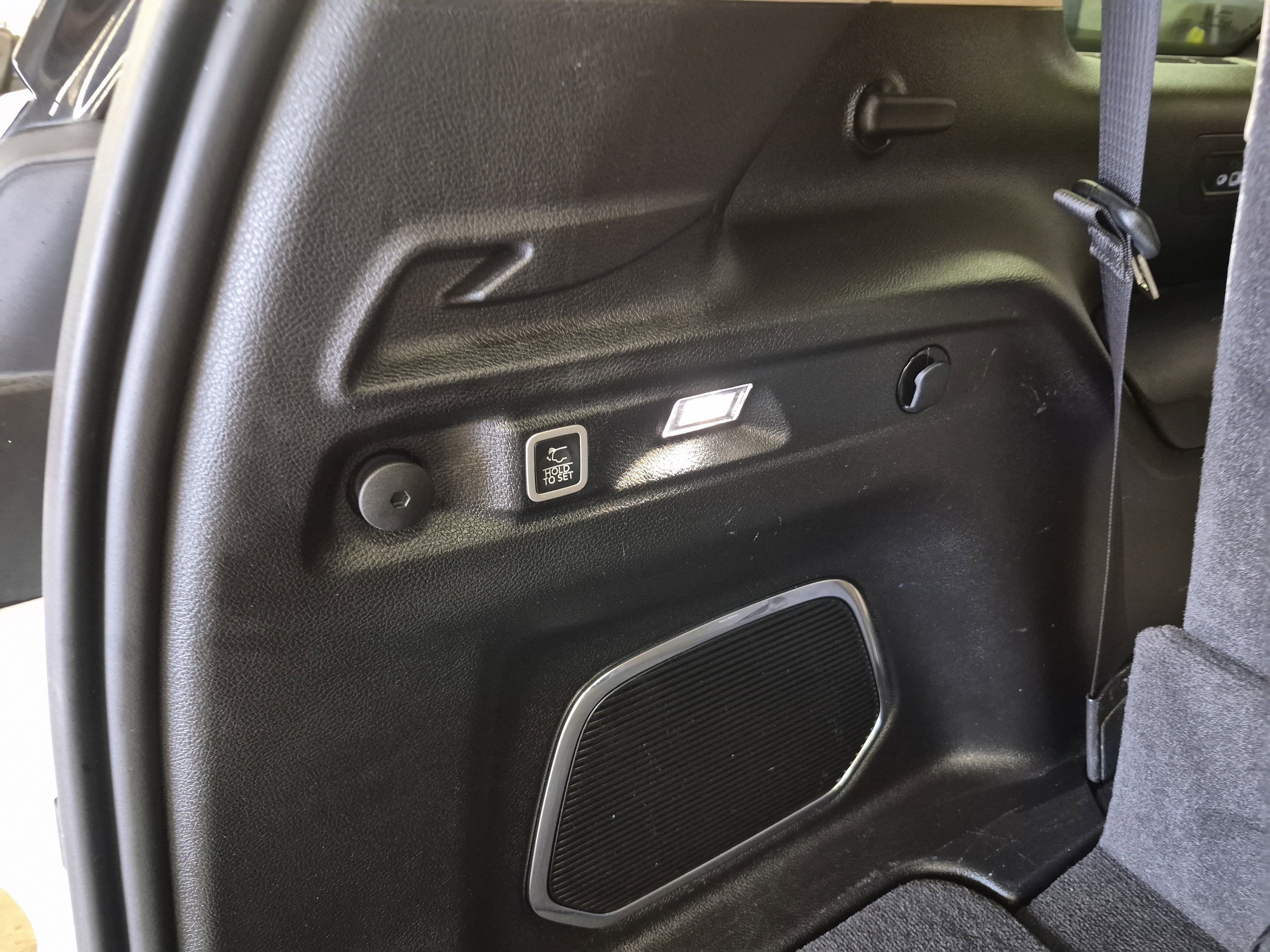 Used 2021 Jeep Grand Cherokee L Limited AWD/4WD image 18