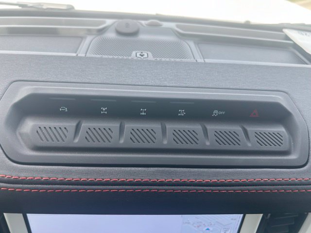 Certified 2025 Ford Bronco Stroppe Edition AWD/4WD image 31