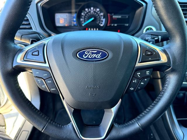 Certified 2018 Ford Fusion SE w/ Equipment Group 201A image 11