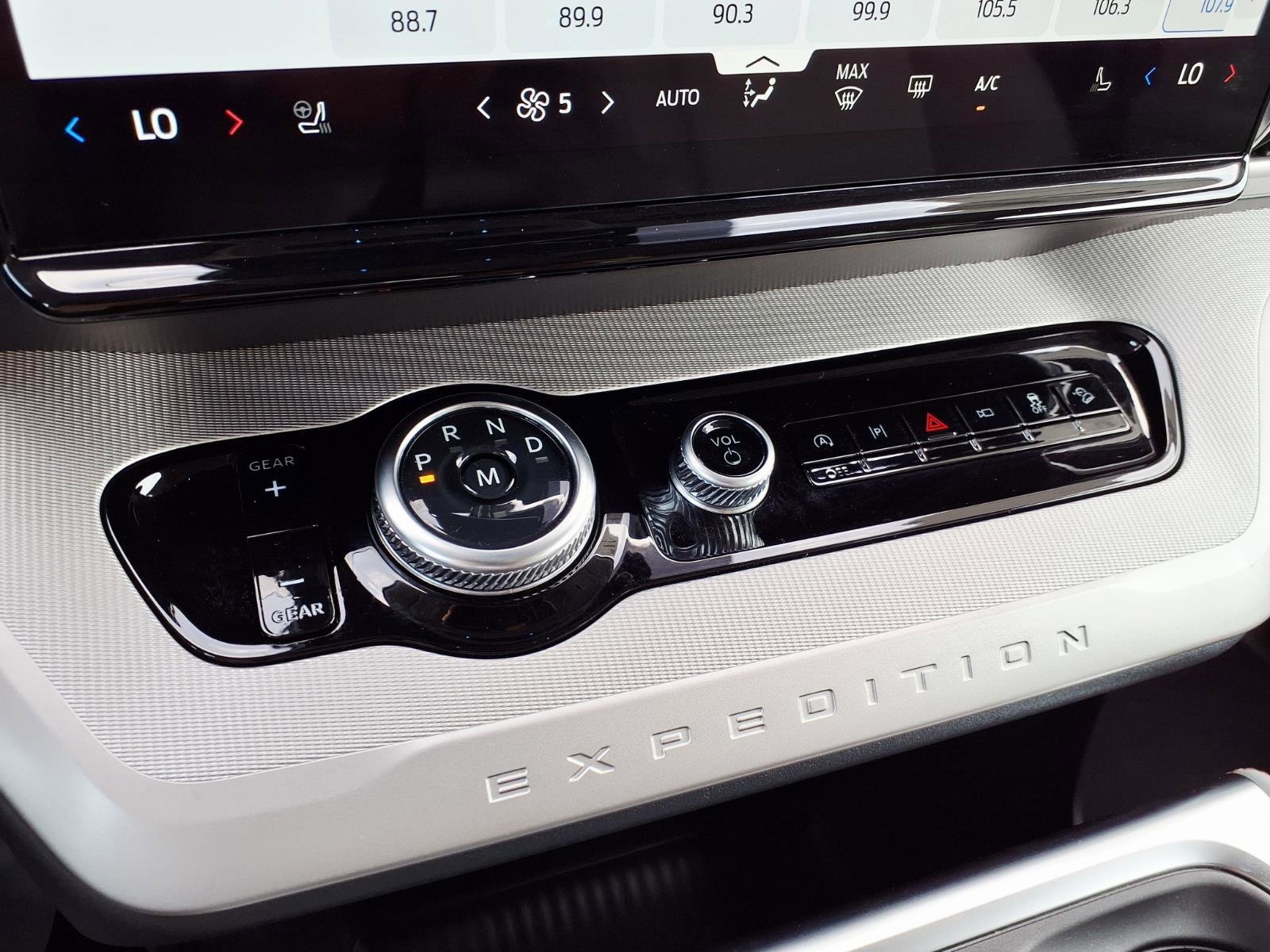 Certified 2025 Ford Expedition Max Active image 25