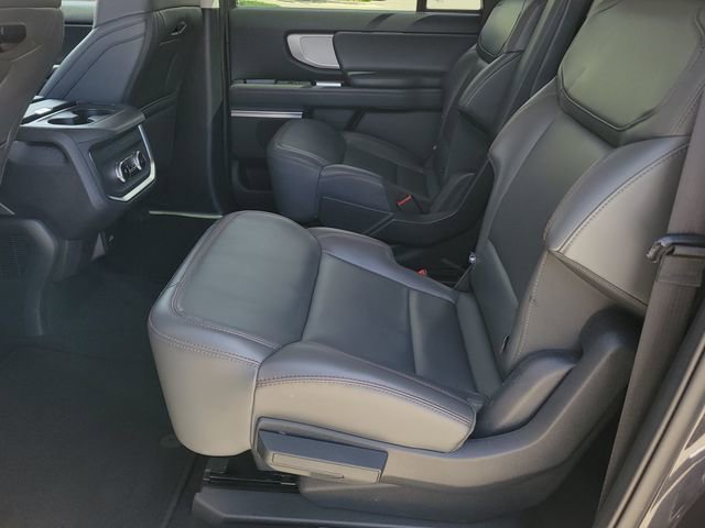 Certified 2025 Ford Expedition Max Active AWD/4WD image 8