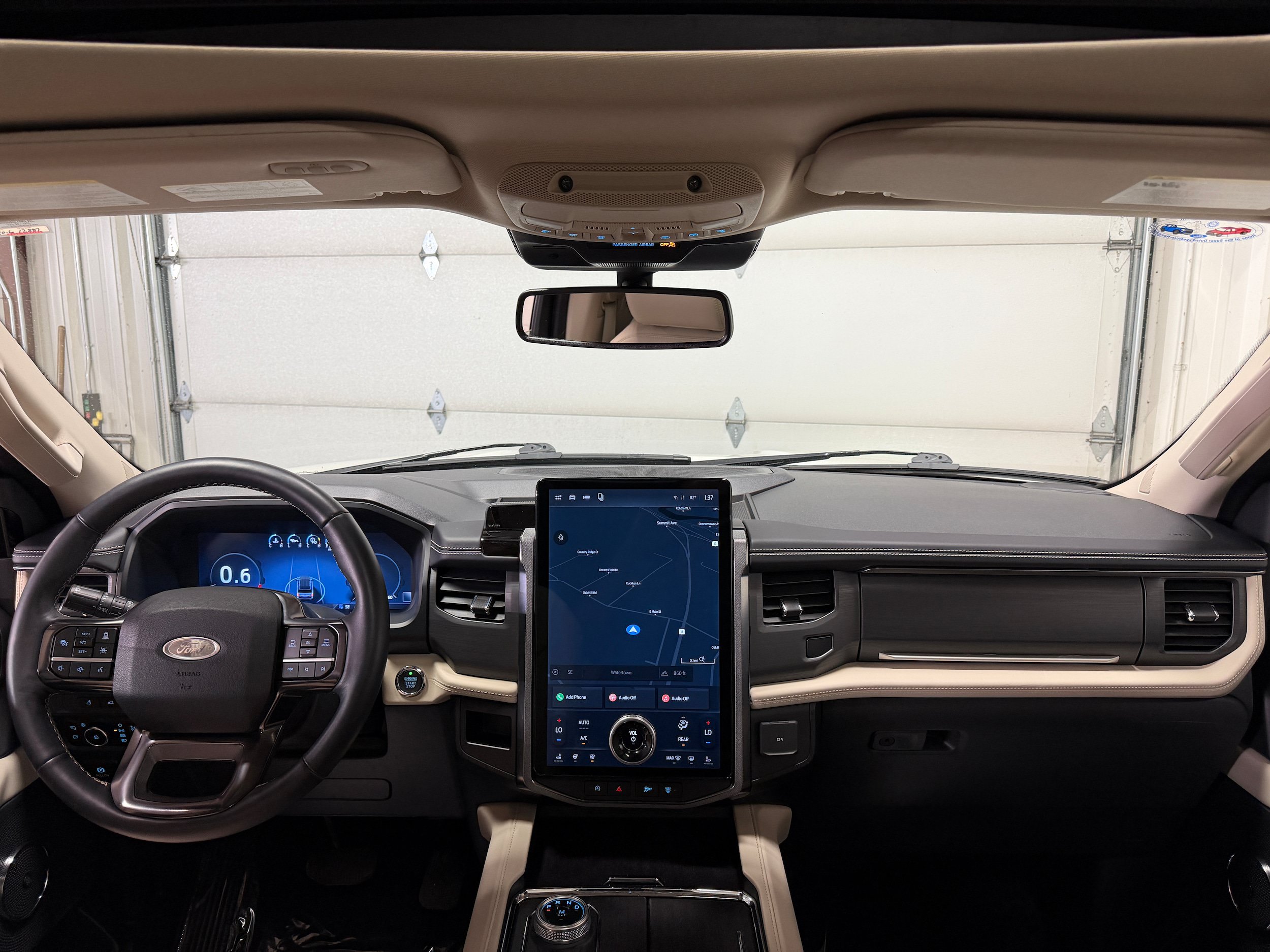 Certified 2024 Ford Expedition Max Platinum AWD/4WD image 3