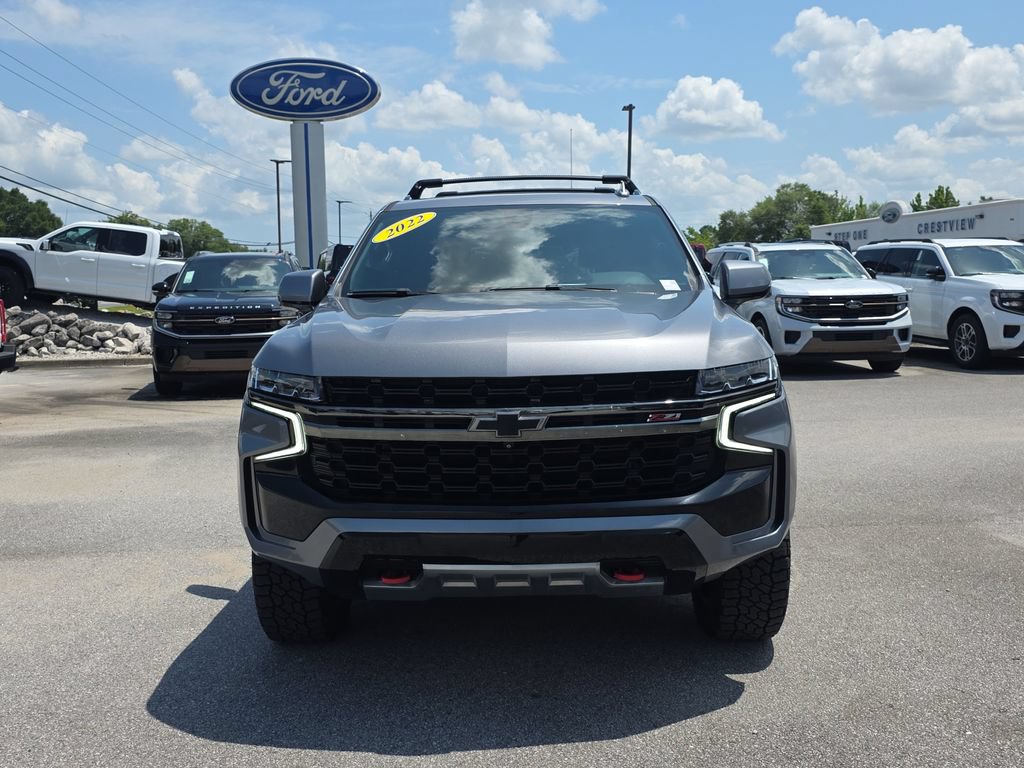 Used 2022 Chevrolet Tahoe Z71 w/ Luxury Package AWD/4WD image 4