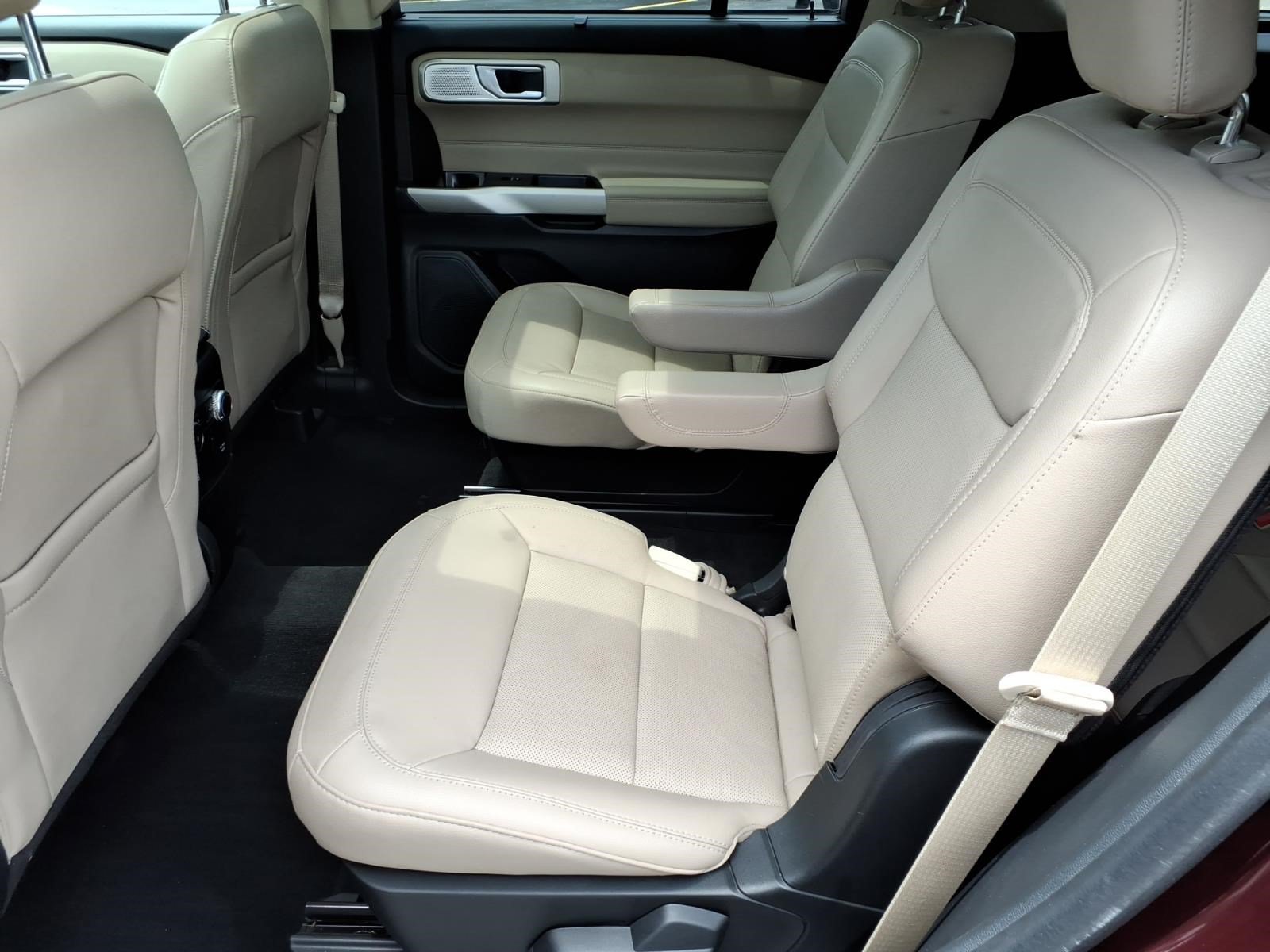 Certified 2023 Ford Explorer Limited w/ Limited Technology Package RWD image 18