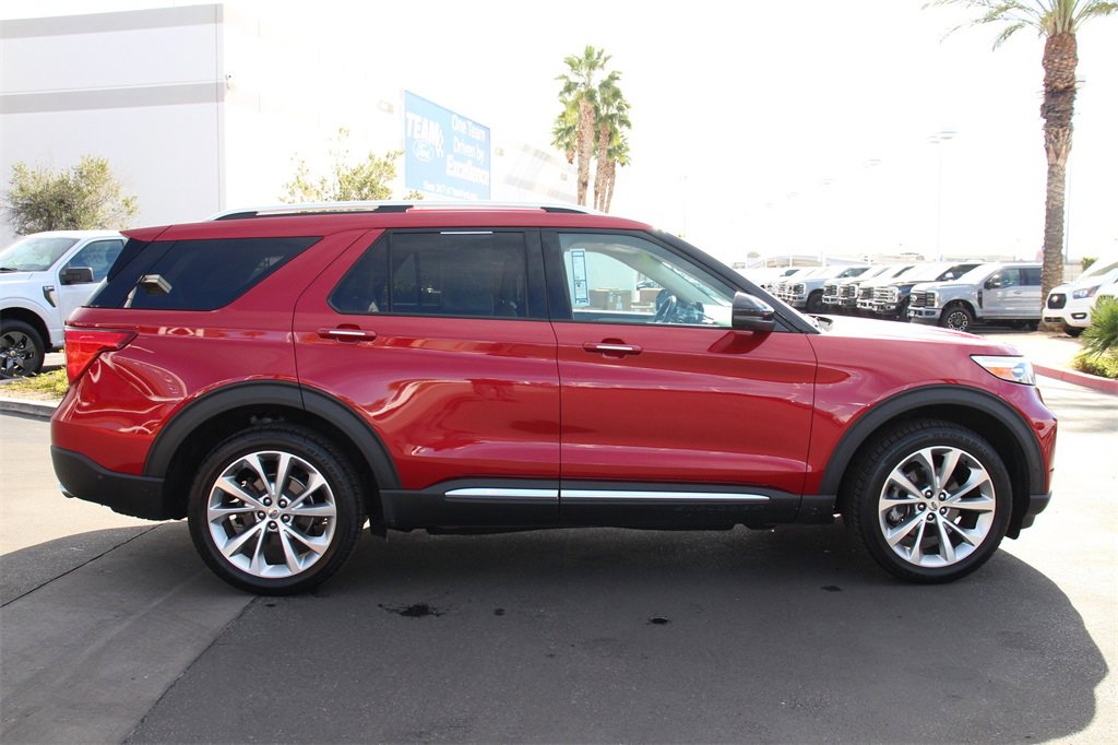 Certified 2021 Ford Explorer Platinum w/ Equipment Group 601A image 10