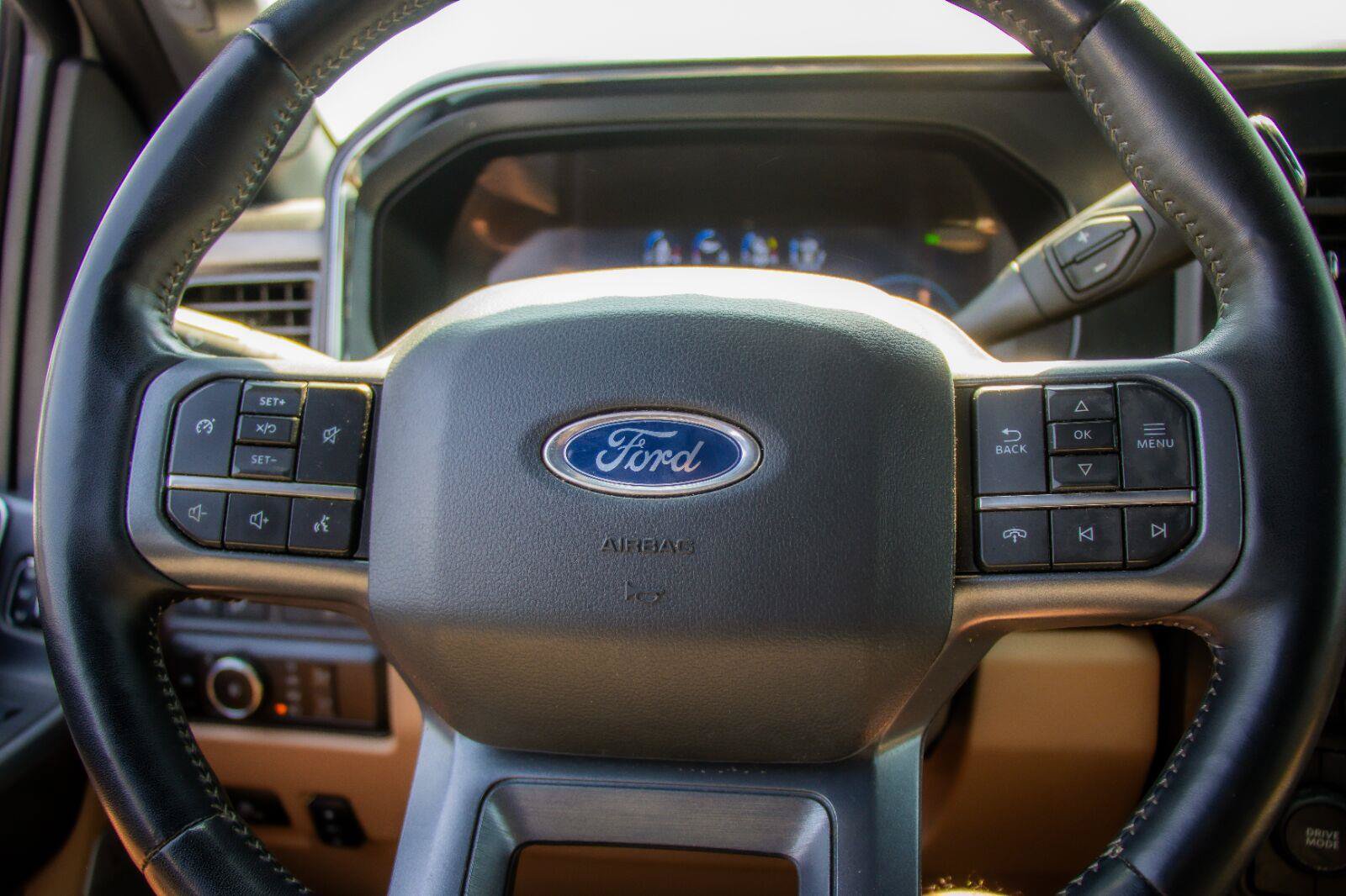 Certified 2023 Ford F250 Lariat w/ Chrome Package AWD/4WD image 10