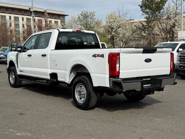 Certified 2025 Ford F250 XL w/ XL Chrome Package image 3