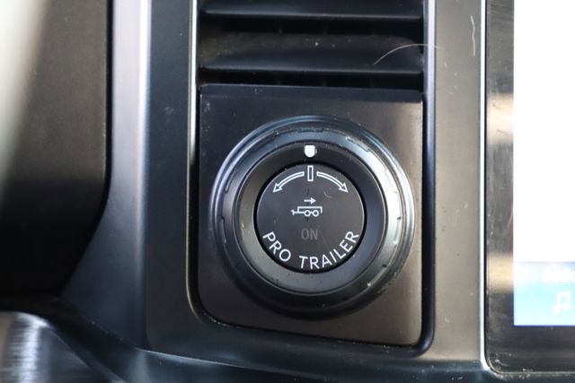Certified 2024 Ford F250 Lariat w/ Lariat Ultimate Package AWD/4WD image 32