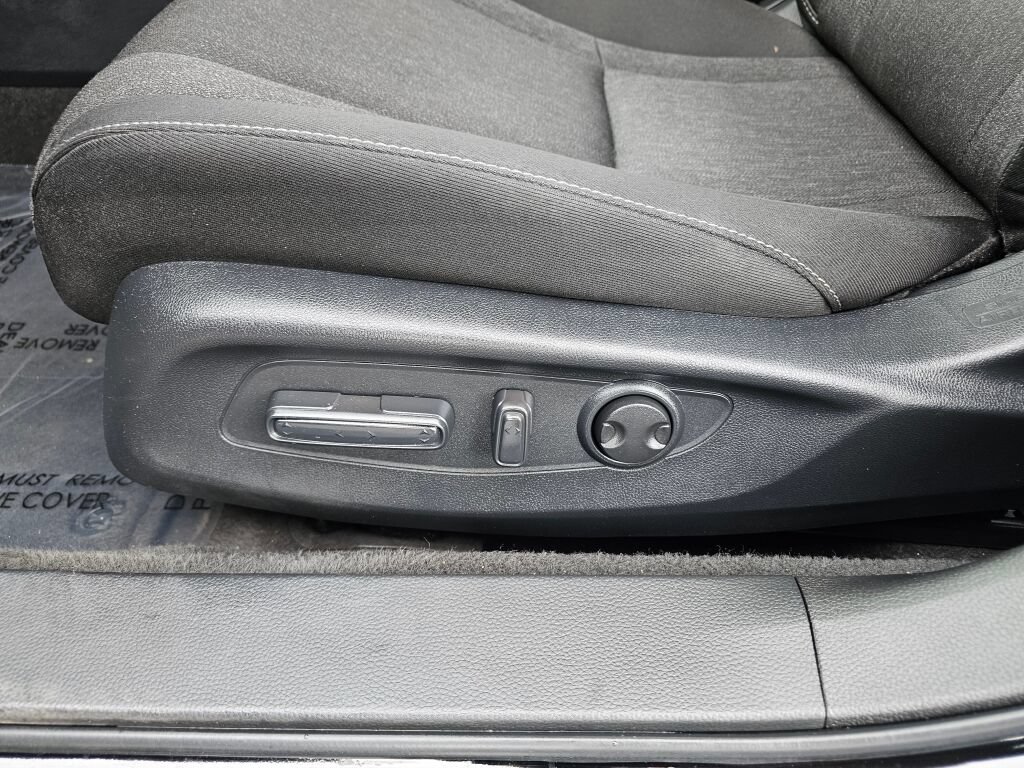 Used 2023 Honda Accord EX image 17