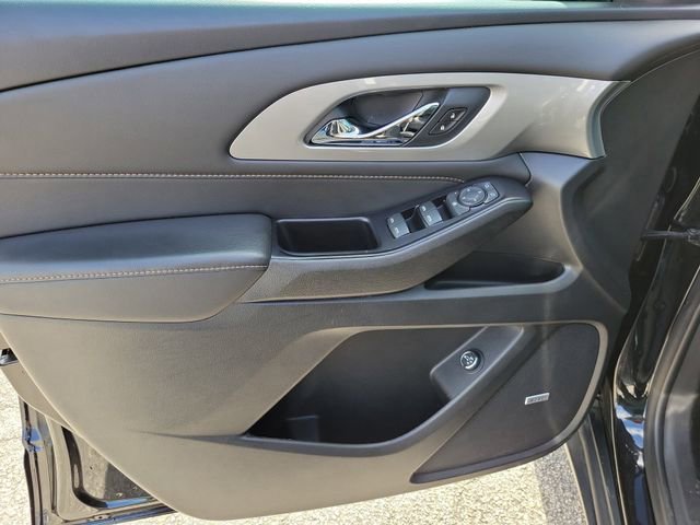 Used 2020 Chevrolet Traverse RS image 19