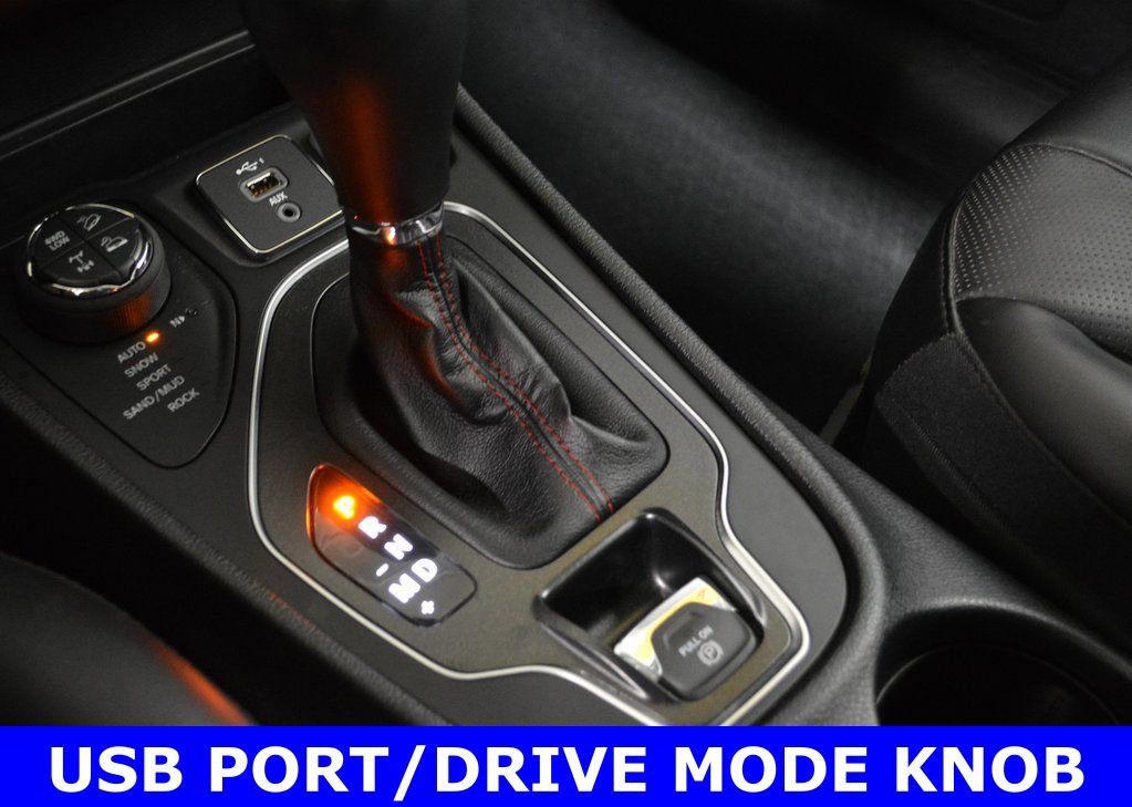 Used 2022 Jeep Cherokee Trailhawk w/ Sound & Nav Group image 20