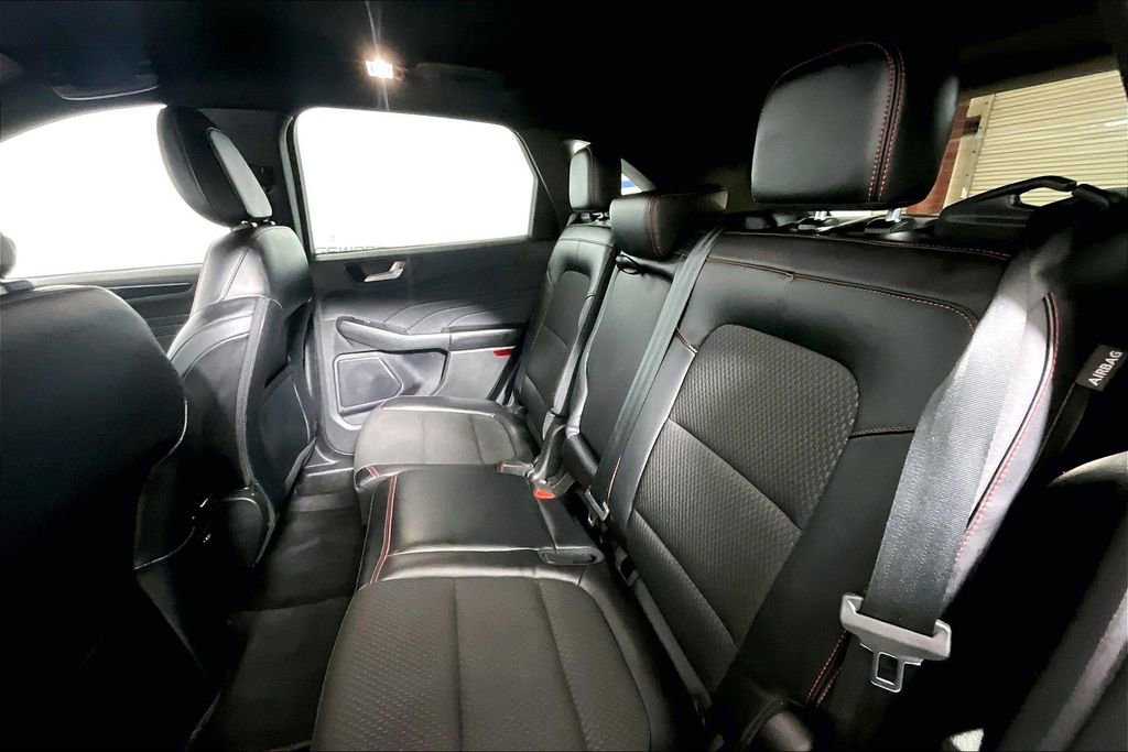 Certified 2023 Ford Escape ST-Line w/ Tech Pack #1 FWD image 18