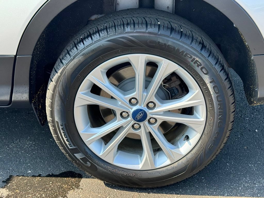 Certified 2019 Ford Escape SE AWD/4WD image 46
