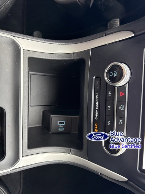 Certified 2024 Ford Edge SE image 25