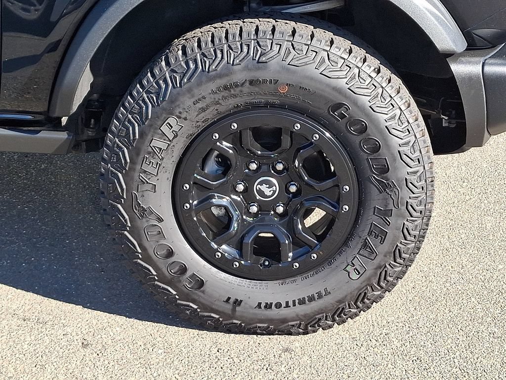 Certified 2025 Ford Bronco Badlands AWD/4WD image 8