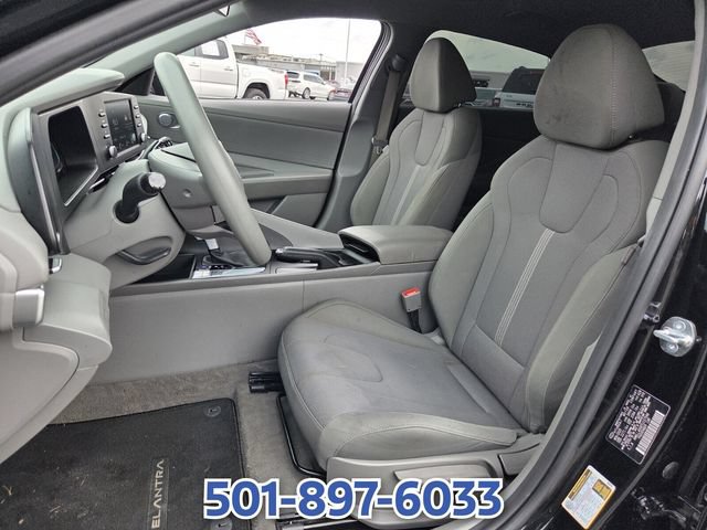 Used 2026 Hyundai Elantra SE FWD image 9