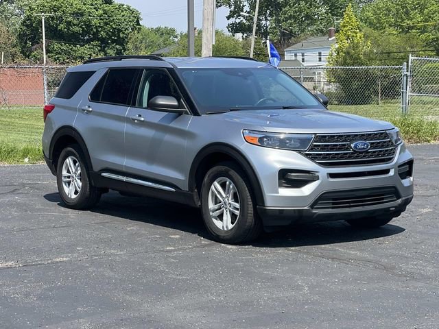 Certified 2024 Ford Explorer XLT AWD/4WD image 7
