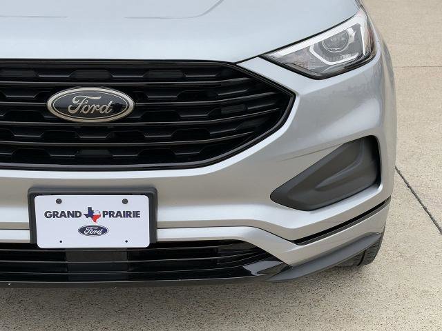 Certified 2022 Ford Edge SE w/ Black Appearance Package image 10