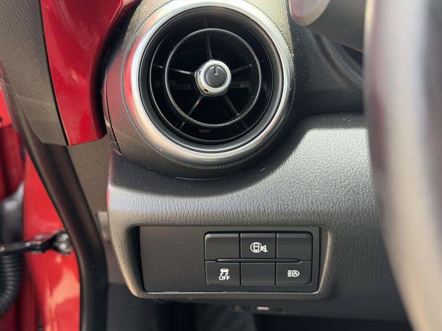 Used 2026 MAZDA MX-5 Miata RF Grand Touring RWD image 35