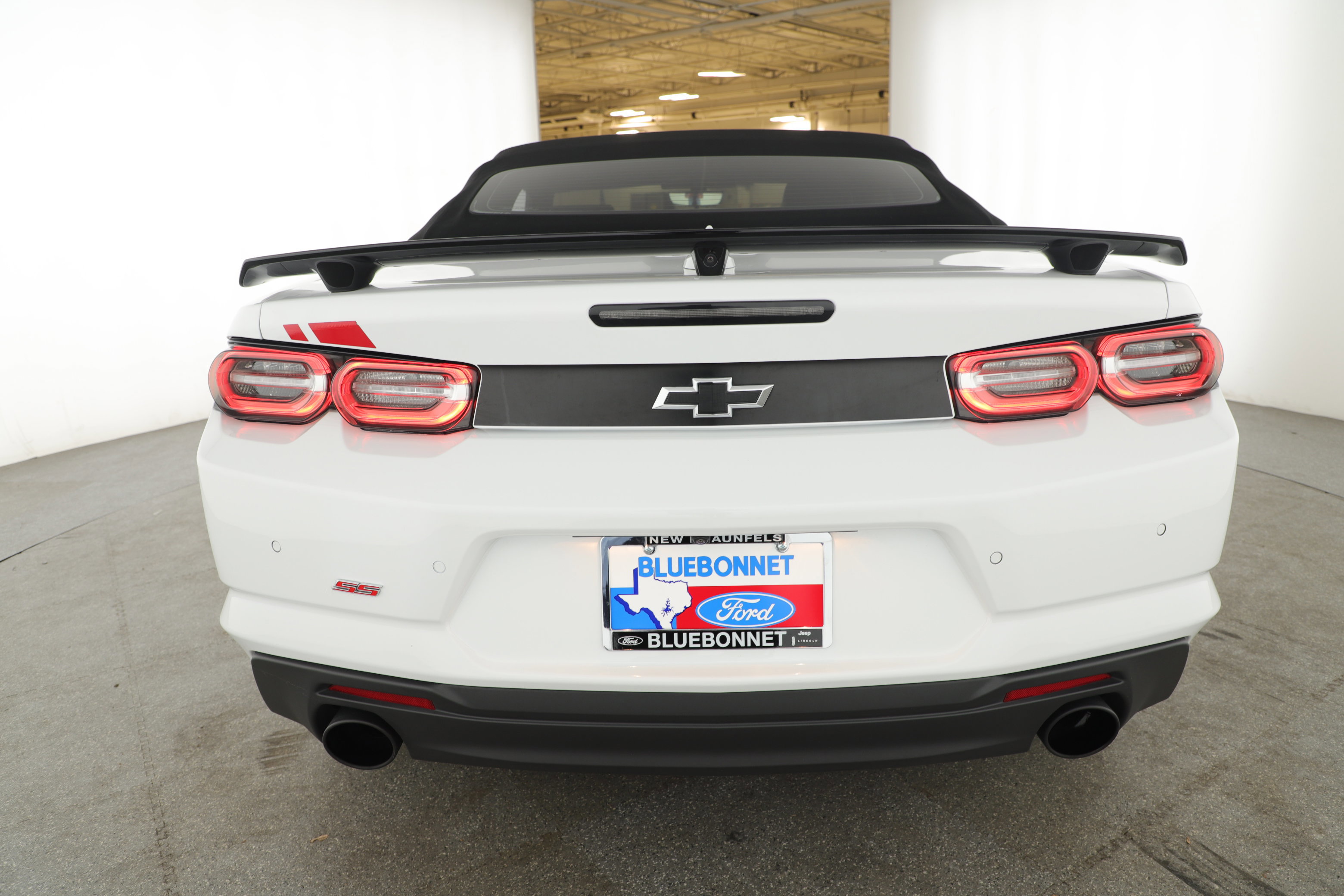 Used 2023 Chevrolet Camaro SS w/ Redline Edition image 2