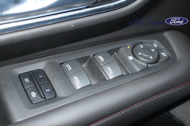 Used 2023 Chevrolet Suburban RST image 25