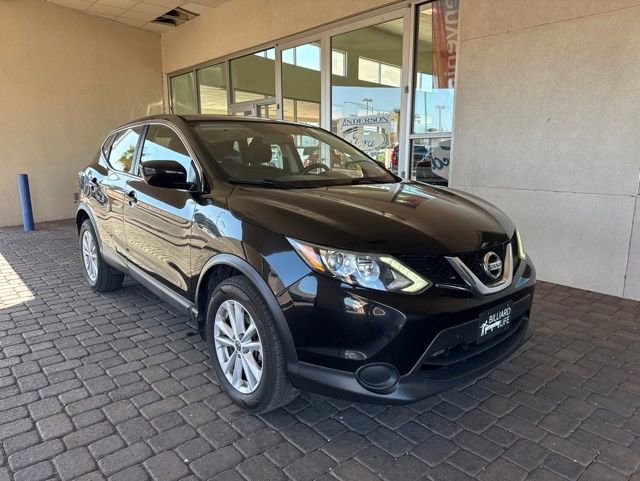 Used 2017 Nissan Rogue Sport S w/ S Appearance Package FWD image 6