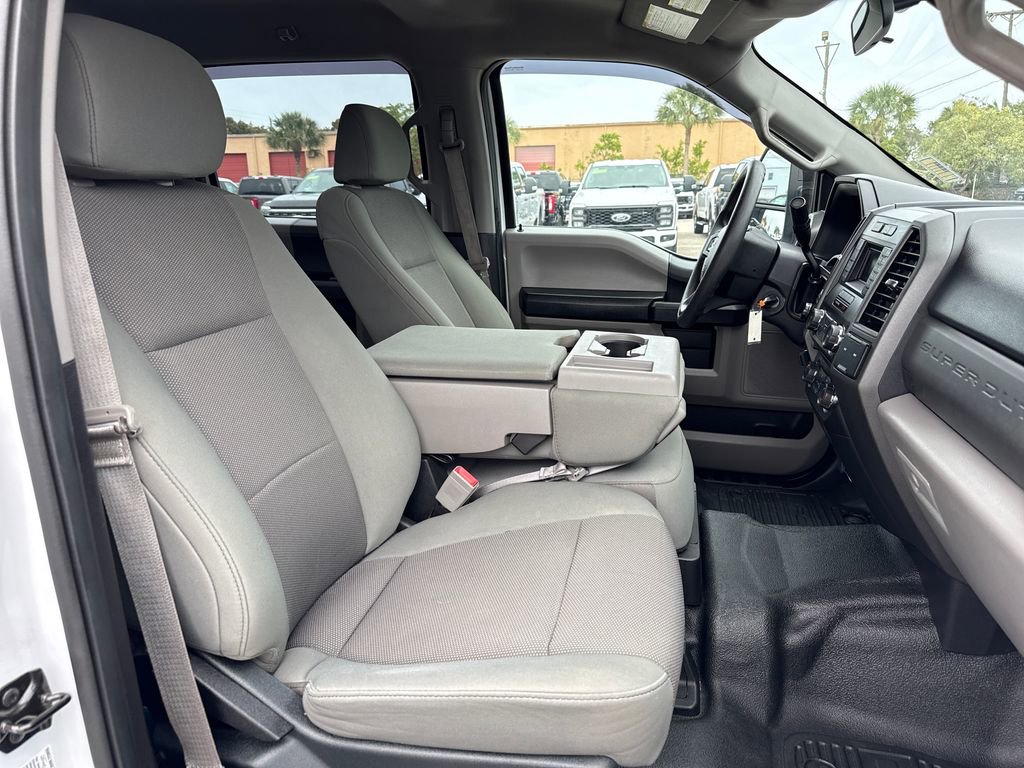 Certified 2018 Ford F350 XL image 5