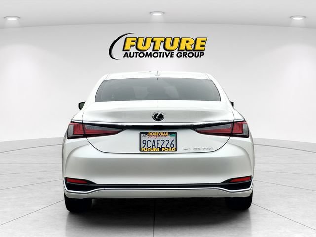 Used 2022 Lexus ES 250 w/ Accessory Package 2 AWD/4WD image 5