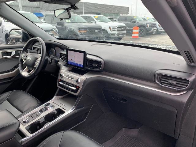 Certified 2023 Ford Explorer XLT w/ Equipment Group 202A image 17