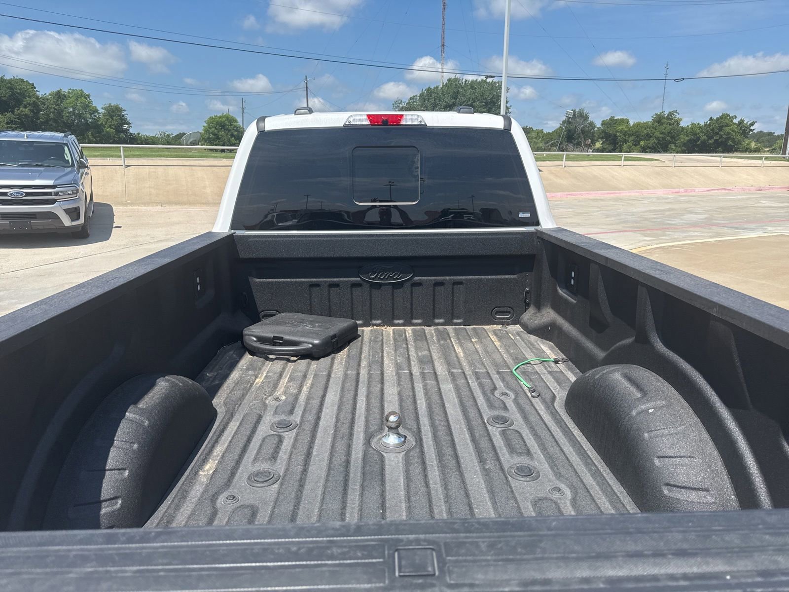 Certified 2026 Ford F450 Lariat w/ Lariat Premium Package AWD/4WD image 9