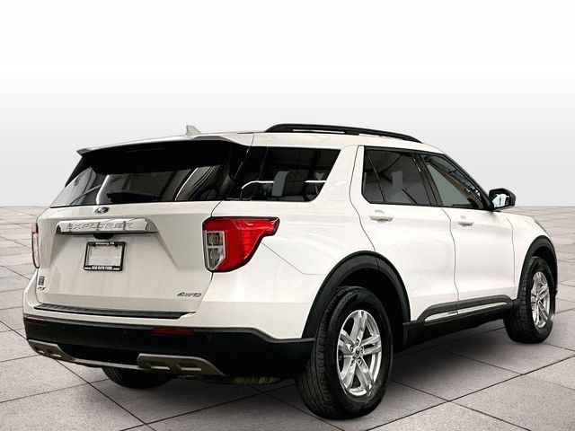 Certified 2021 Ford Explorer XLT w/ Equipment Group 202A AWD/4WD image 11