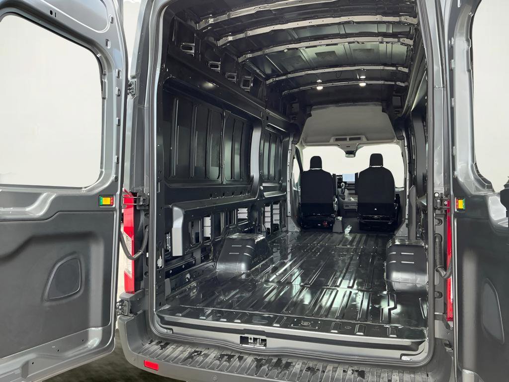 Certified 2026 Ford Transit 350 148 High Roof Extended DRW w/ RV Prep Package RWD image 18