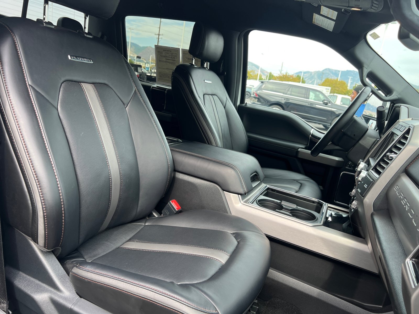 Certified 2021 Ford F350 Platinum w/ FX4 Off-Road Package AWD/4WD image 30