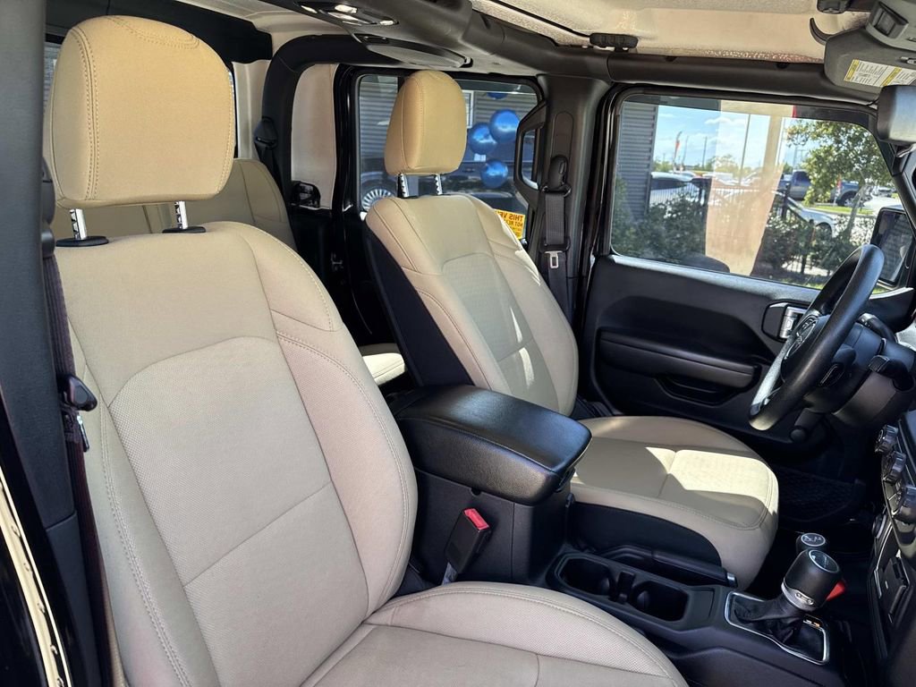 Used 2021 Jeep Gladiator Sport w/ Trailer Tow Package AWD/4WD image 13