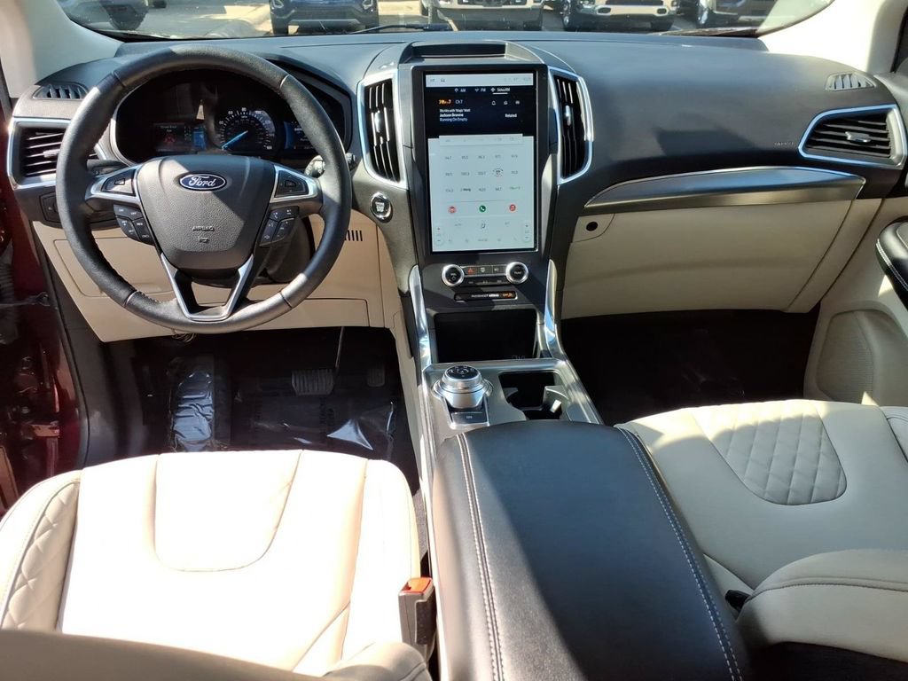 Certified 2024 Ford Edge Titanium AWD/4WD image 12