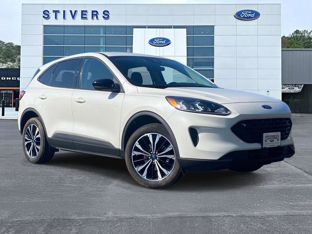 Certified 2022 Ford Escape SE w/ SE Sport Appearance Package AWD/4WD image 1