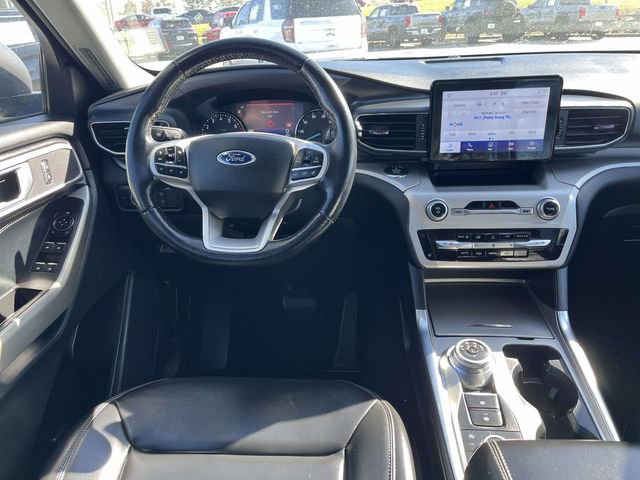 Certified 2021 Ford Explorer XLT w/ Equipment Group 202A image 12